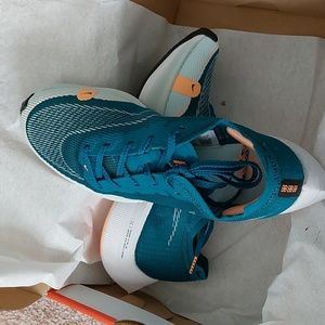 Nike zoomx vaporfly next %2
